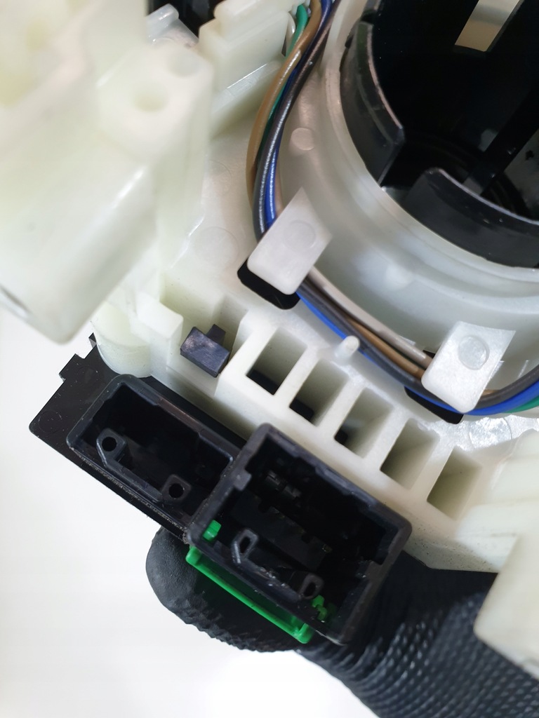 фото №9, Переключатель комбинированный лента mr986420 mitsubishi colt cz3 vi 1.3 b eur