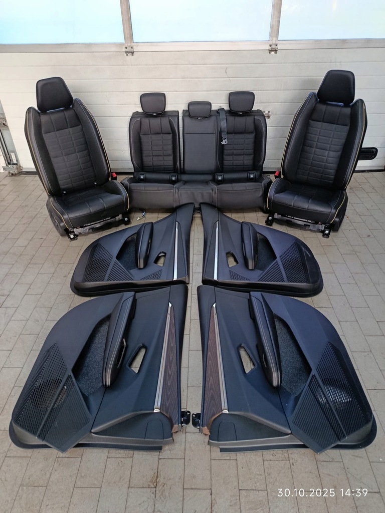 фото №1, Сидіння заднє сидіння салон обшивки renault megane v e-tech шкіра