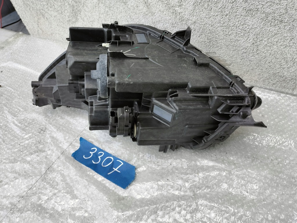 Peugeot 208 led фара правый 9833036180 szczecin -gorzów-poznań 3307 в Украине