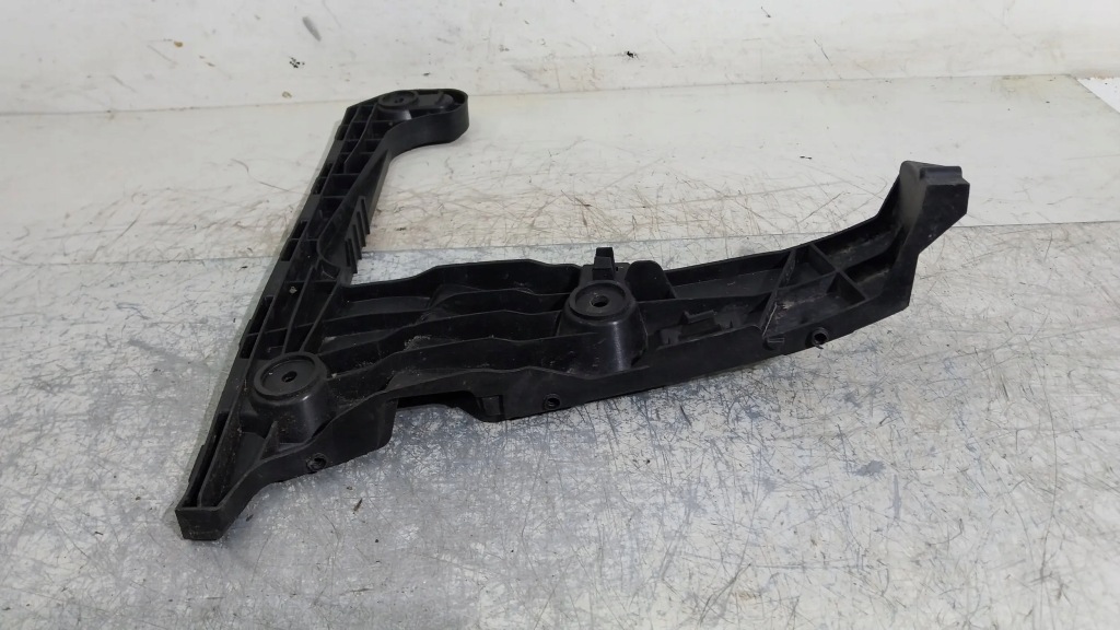 Купити Напрямна бампера задня правий 8w6807454 audi a5 5f