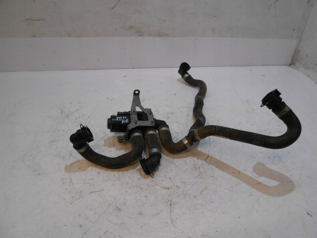 Bmw x4 электроклапан насос воды охлаждение дополнительная трубы провода 1147412 Недорого