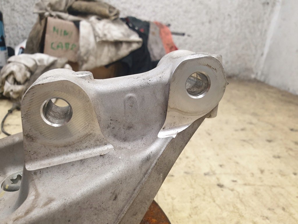 фото №7, Kia sportage v поворотний кулак ступиця ліва перед 51705-n7100