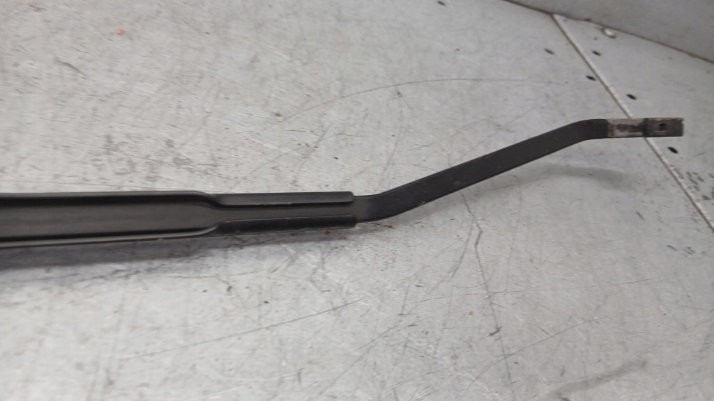 фото №6, Рычаг дворники правое toyota avensis ii t25 kombi 6598