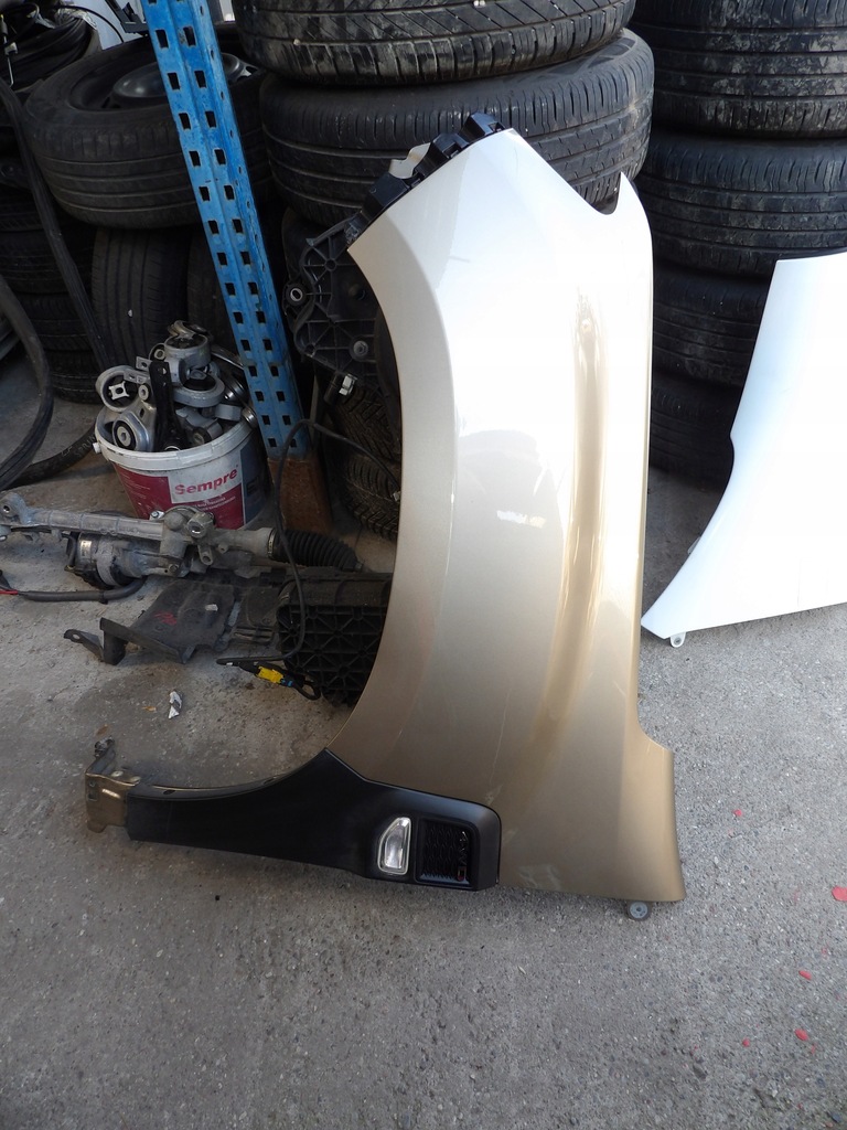 фото №1, Крыло левый передний dacia duster ii