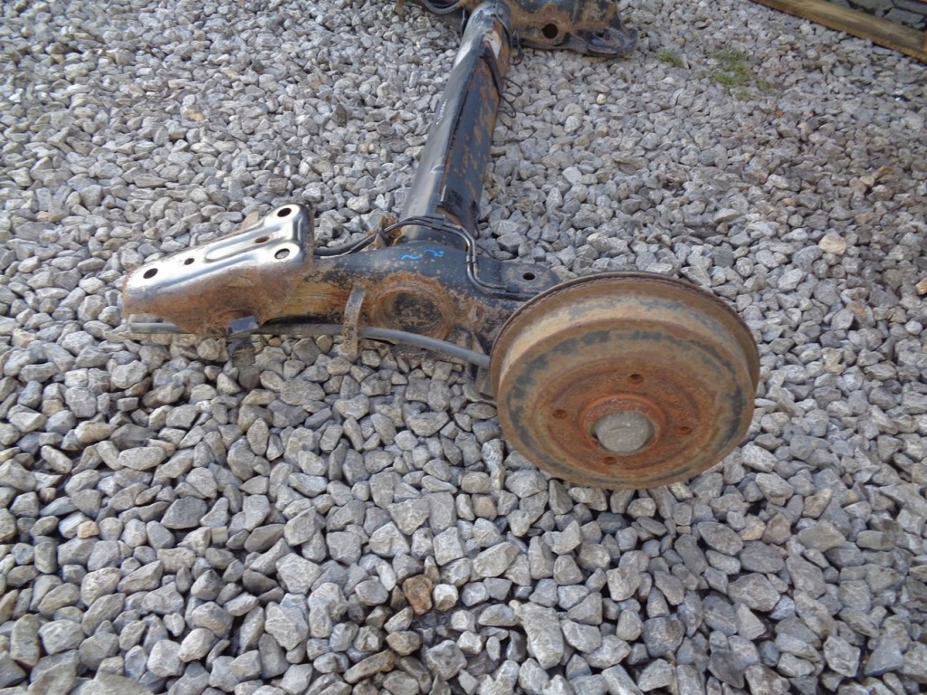 Балка подвеска задняя задняя oś тормозные барабаны citroen c-elysee peugeot 301 2012- Недорого