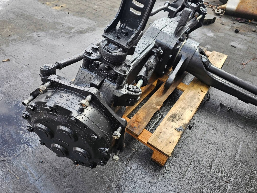 Купити Редуктор колеса ліва перед 87576875 steyr 6230 cvt