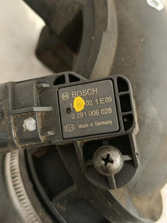 Напрямна всмоктувальна повітря maserati ghibli 2015 670001350 Недорого