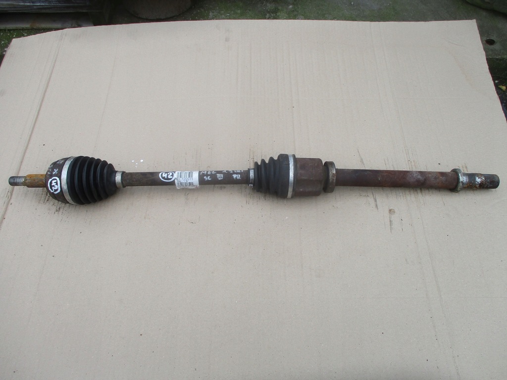 фото №2, Приводной вал правая 8200725511 renault megane iii 1.9dci