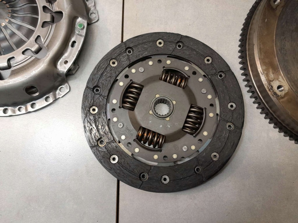 Зчеплення mini cooper i r50 1.6 320043610 Оригінал