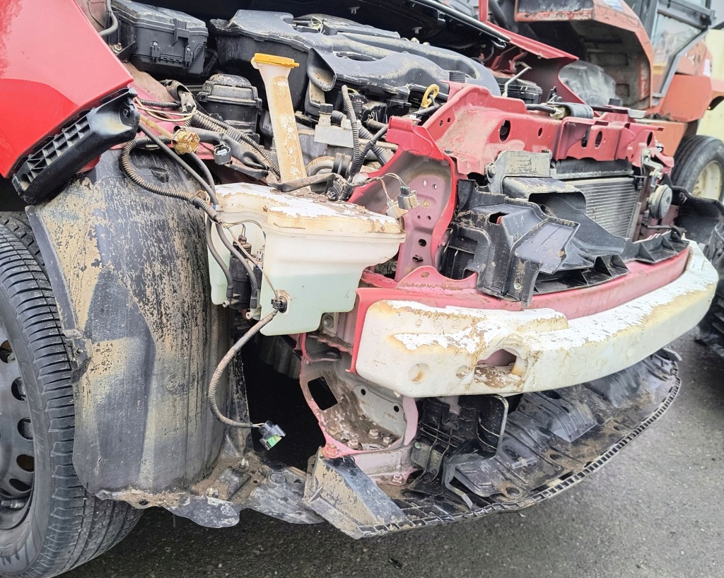 Бачок омывателя помпа передняя задняя toyota yaris 3 рестайлинг  17-20 Недорого