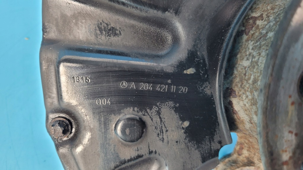 Mercedes w218 cls 350 15r поворотный кулак ступица левая перед защита a2044211120 Доставка