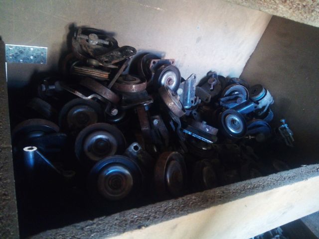 фото №1, Nissan note e11 ролик натяжитель ремень 1.4 b