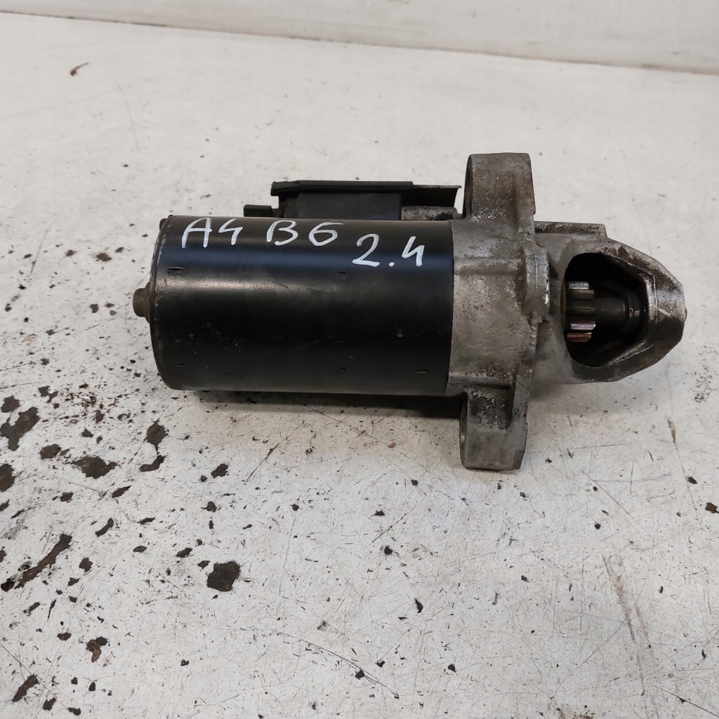 Audi a4 b3 2,4 стартер bosch 0001108174 в Україні