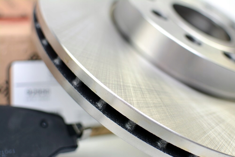 фото №10, Набор тормозные диски тормозные 312mm + тормозные колодки перед cupra formentor 2020-