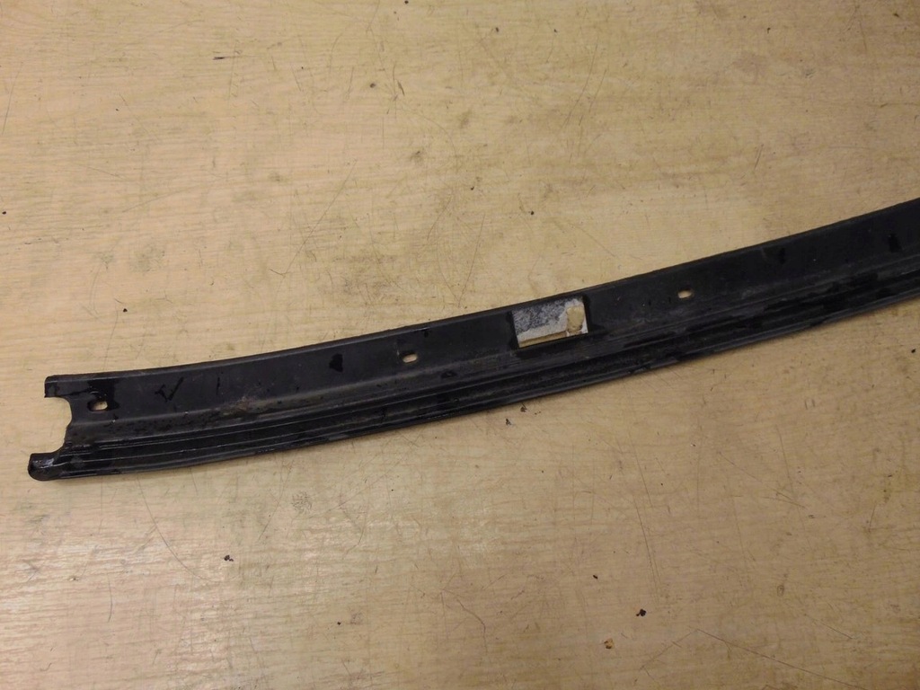 фото №6, Молдинг жабо правая chevrolet tahoe 2000-