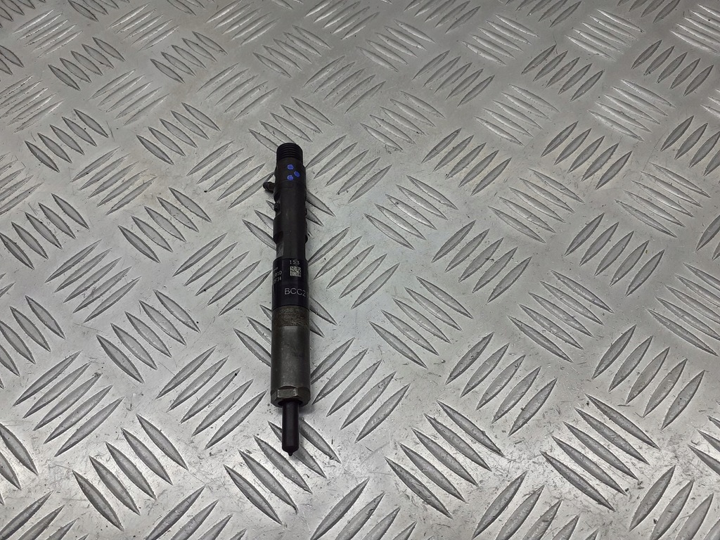 фото №1, Инжектор форсунка renault clio iii 1.5 dci 8200421359