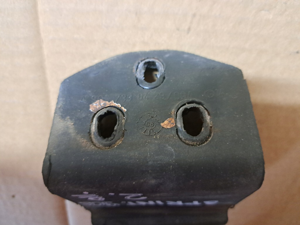 фото №3, Mercedes sprinter 906 отбойник дверь