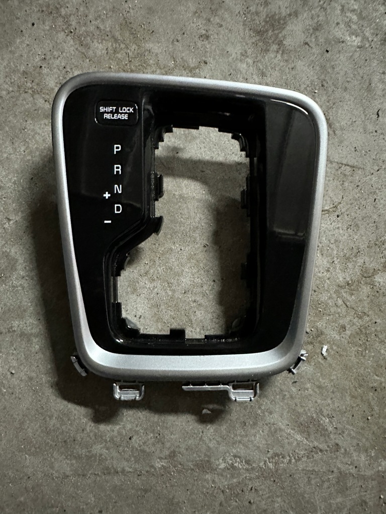 фото №1, Рамка рычаг переключения передач переключения передач kia ceed iii 2023 rok автоматическая коробка передач