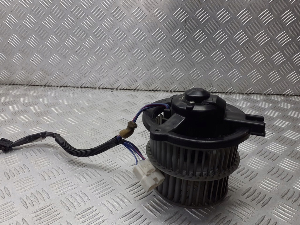 Купить Вентилятор обдув toyota yaris 1 1.4 d4d 194000-1290