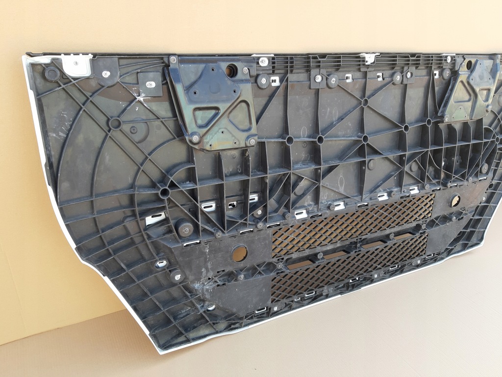 фото №6, Iveco stralis hi-way решётка радиатора решётка радиатора капот эмблема