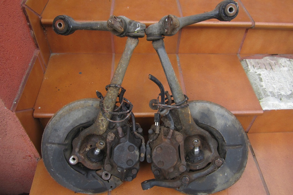 фото №12, Mercedes w116 ступица поворотный кулак диск якорная защита рычаг верхний перед