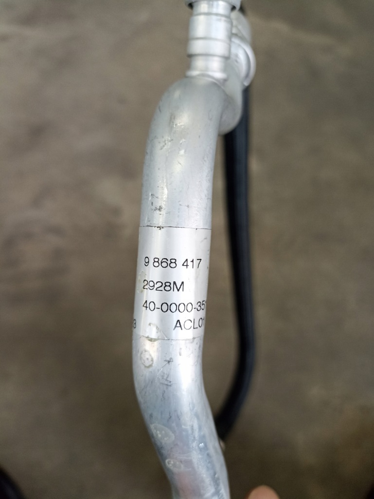 Шланг кондиционера bmw x3 g01 x4 g02 3,0 дизель b57 9868417 6421km Недорого