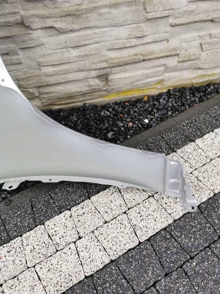 фото №13, Toyota land cruiser v8 крыло перед