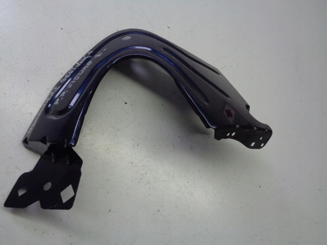 фото №2, Кронштейн крила правий перед alfa romeo stelvio 2016-