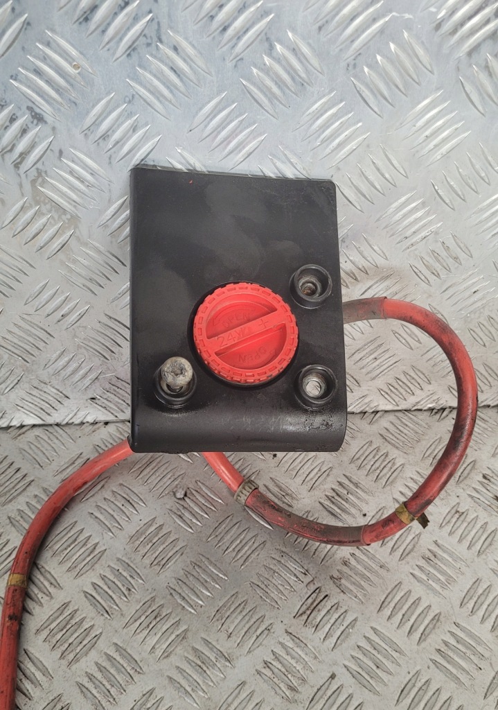 Купити Стартер допоміжний volvo fh4 / hebel