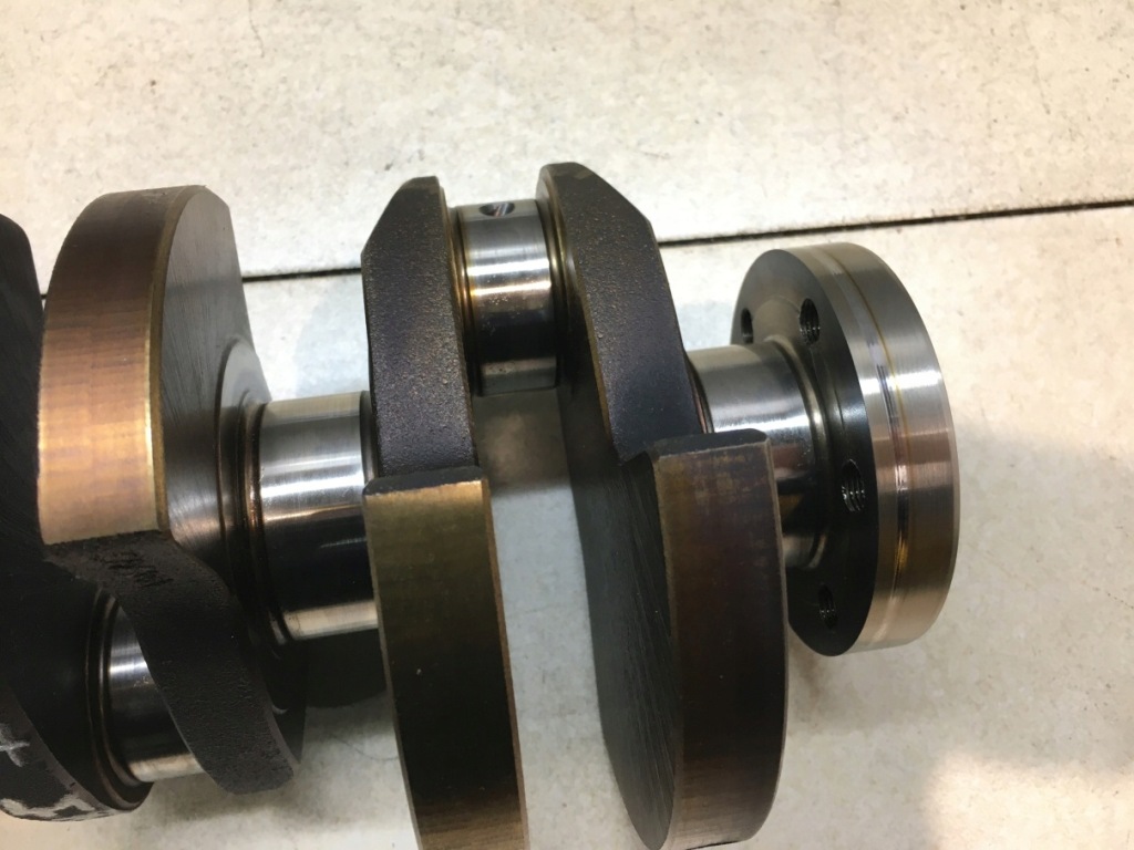 Wał колінчастий skoda fabia 1 1.2 12v azq 03d в Україні