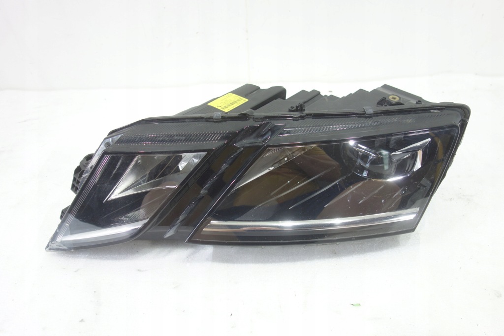 фото №1, Лампа перед левая octavia iii full led