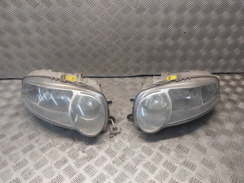 фото №1, Лампа левый перед + правый перед alfa romeo 147 i