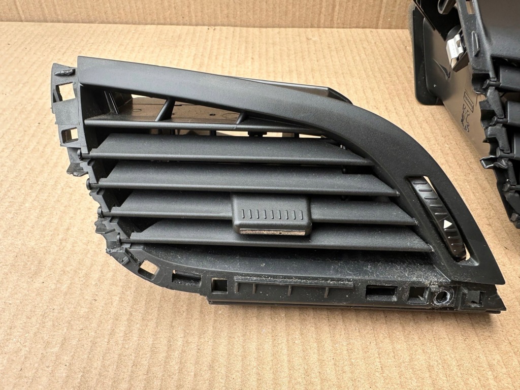 Peugeot 207 lift решётки обдув комплект Оригинал