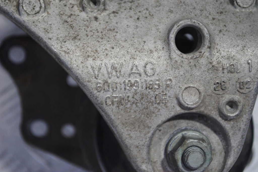 фото №4, Кронштейн двигателя 1.9 sdi vw polo iv 9n