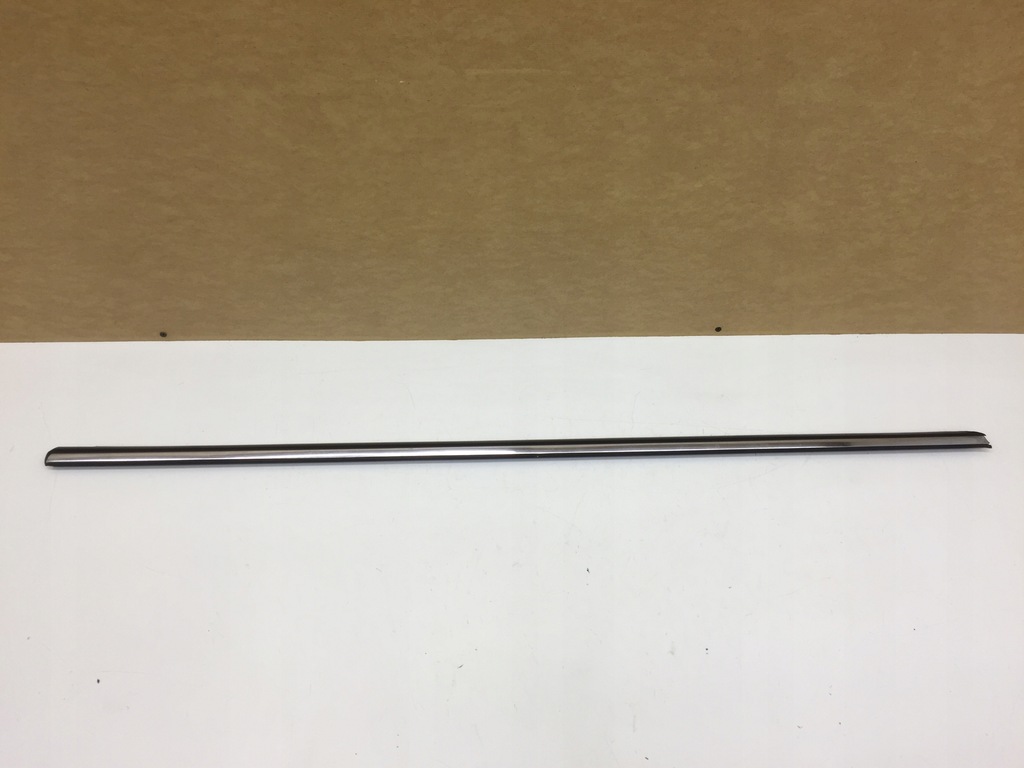 фото №1, Alfa romeo mito молдинг дверь уплотнитель правый перед