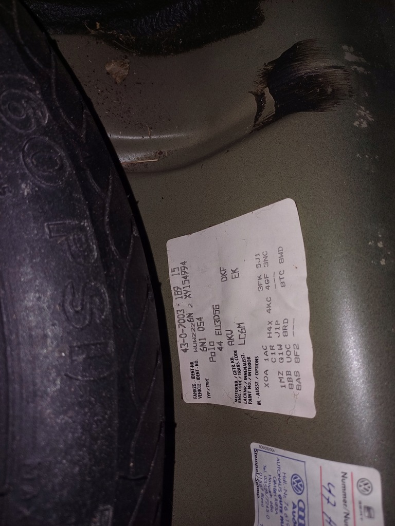 фото №11, Бампер передний лист верхний dół volkswagen polo 6n1 1996r foto 1.4 8v