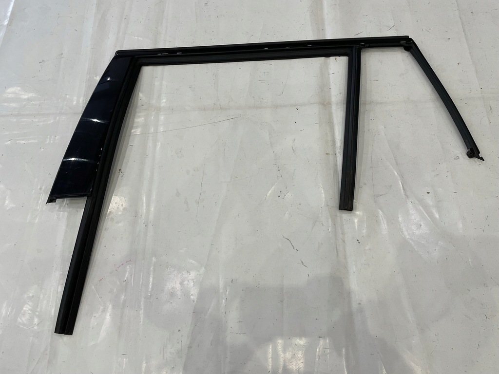 фото №1, Volvo v60 ii 18-23 рамка прокладка дверь левый задняя