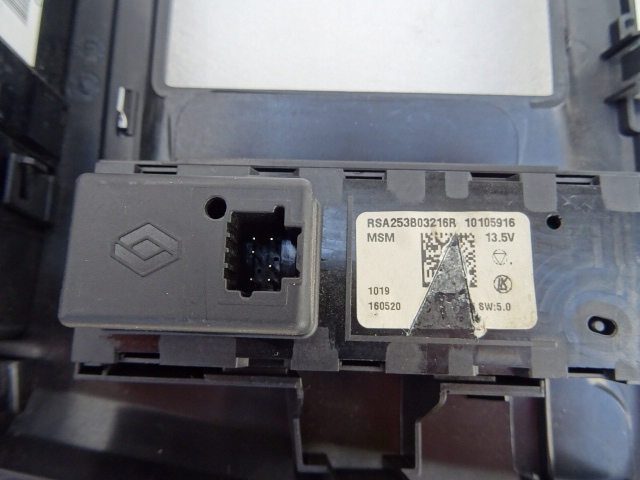 фото №10, Renault kadjar рамка панель радіо кондиціонер 681043286r