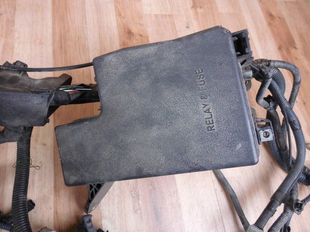 фото №6, Toyota rav4 iv 2.2 d-cat жгут электропроводка кабели коробка предохранителей