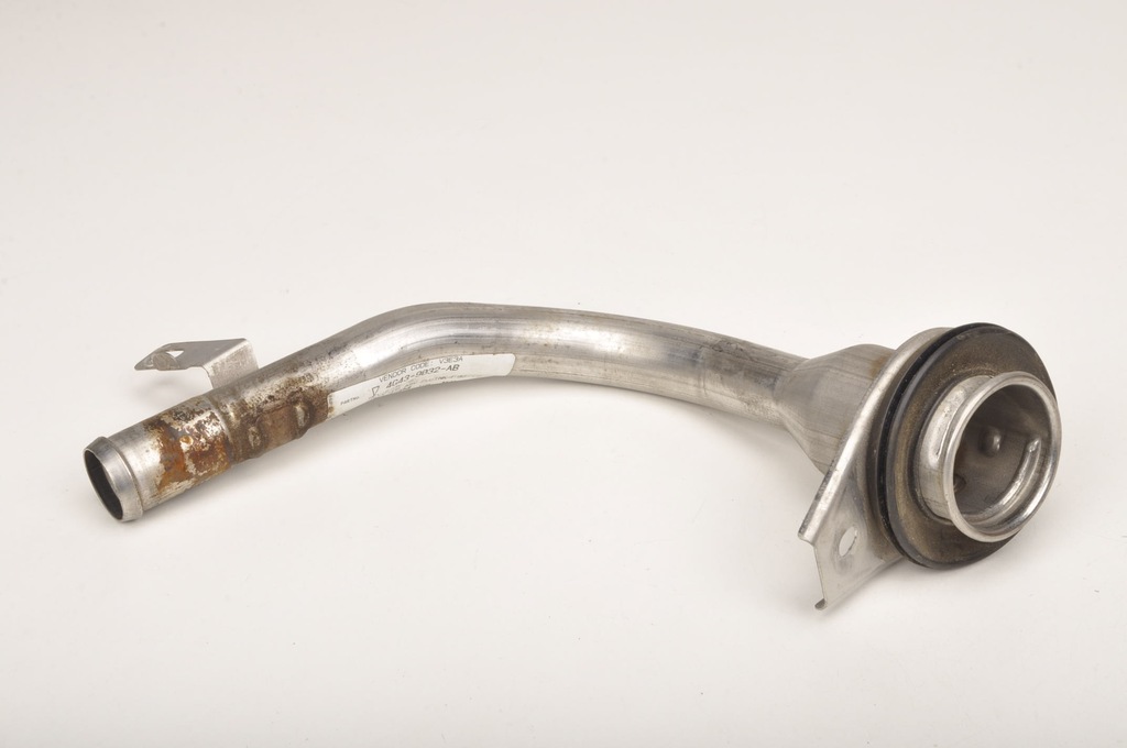 фото №1, Aston martin db9 труба заливной топлива 4g43-9032-ab