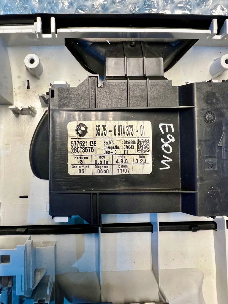 фото №10, Bmw e84 e90 e91 лампа потолок кабины 6945198