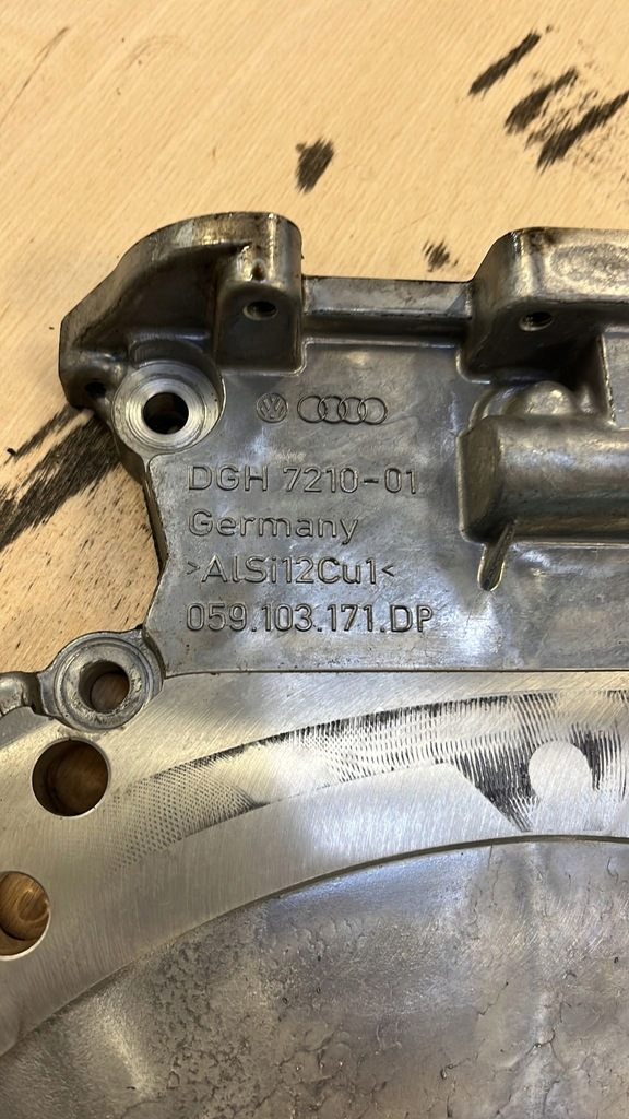 фото №2, Audi a6 c8 a7 4k 3.0 корпус распределительного вала 059103171dp