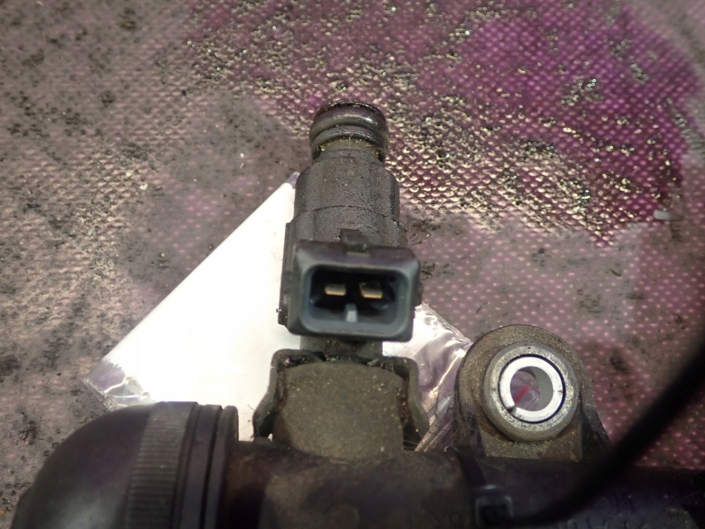 фото №8, Opel corsa c 00-03 1.2 75km молдинг упорскування 0280151076 0280155965