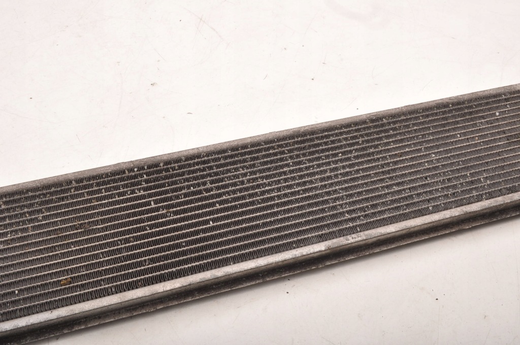 Lexus is 3 2.5 гибрид рестайлинг  радиатор воды Недорого