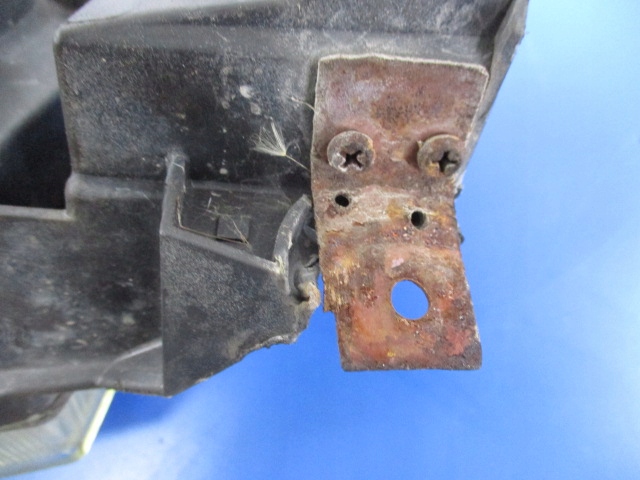 фото №7, Almera n16 лампа фара правый перед оригинал