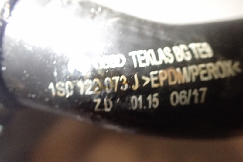 фото №3, Vw up citigo mii 1.0 труба пабтрубок  воды 1s0122073j