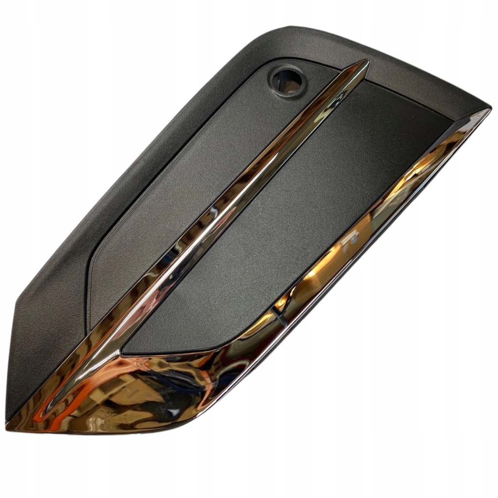 фото №1, Volvo xc60 ii 17-21 решётка бампера левая решётка радиатора заглушка + хром блеск