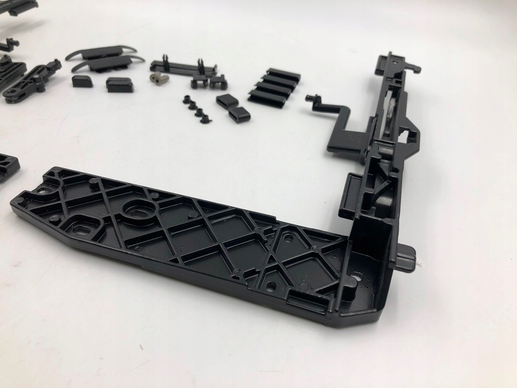 Купить Набор ремонтный люк левый правый do mercedes g w463 s w126