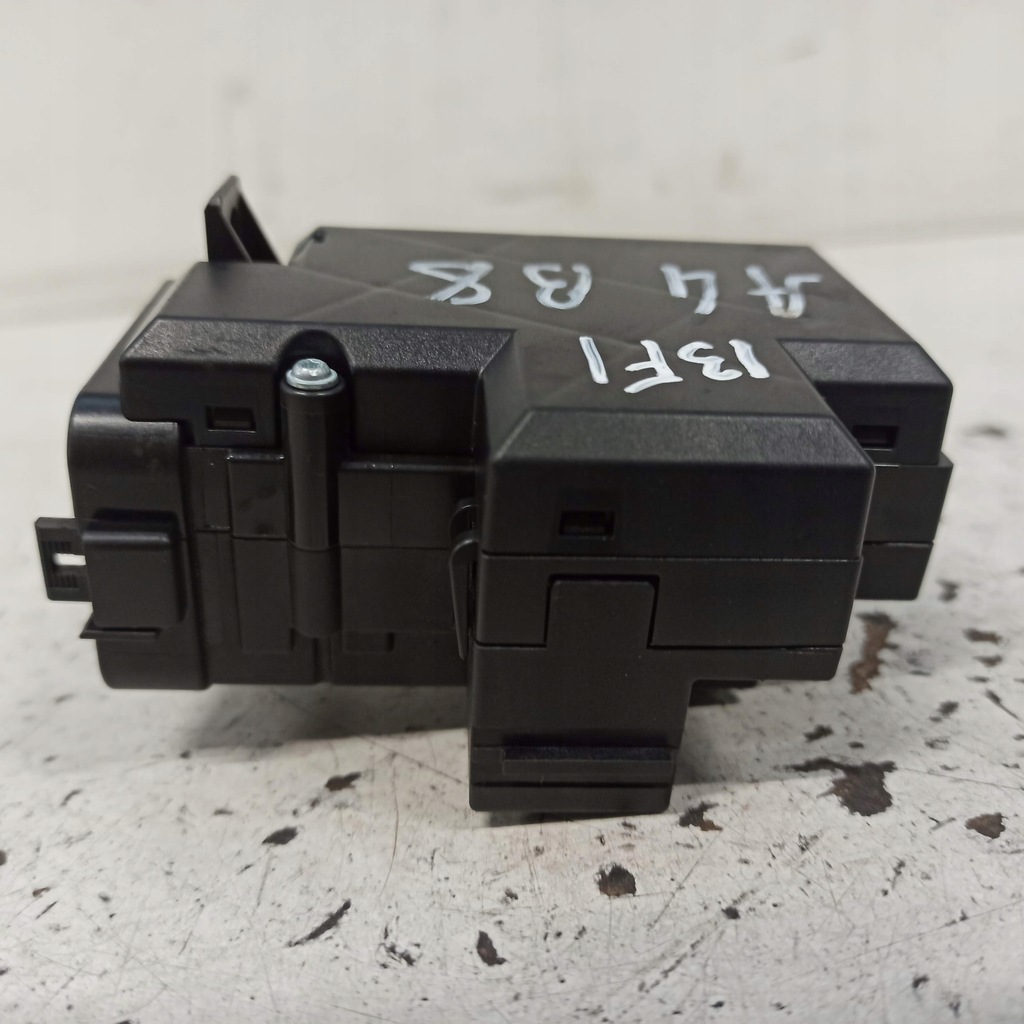 фото №5, Audi a4 b8 lift замок запалювання зчитувач ключа вимикач запалювання 8k0909131d