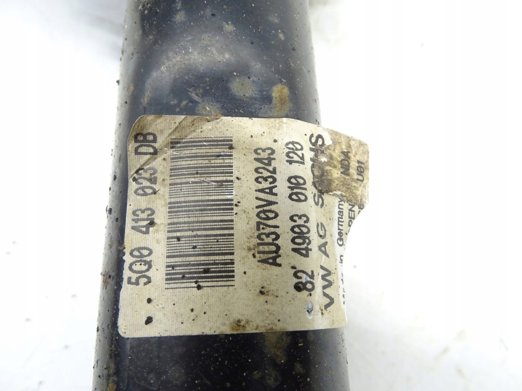 Поворотный кулак + амортизатор левое  перед передний audi a3 8v 5q0413023db Киев